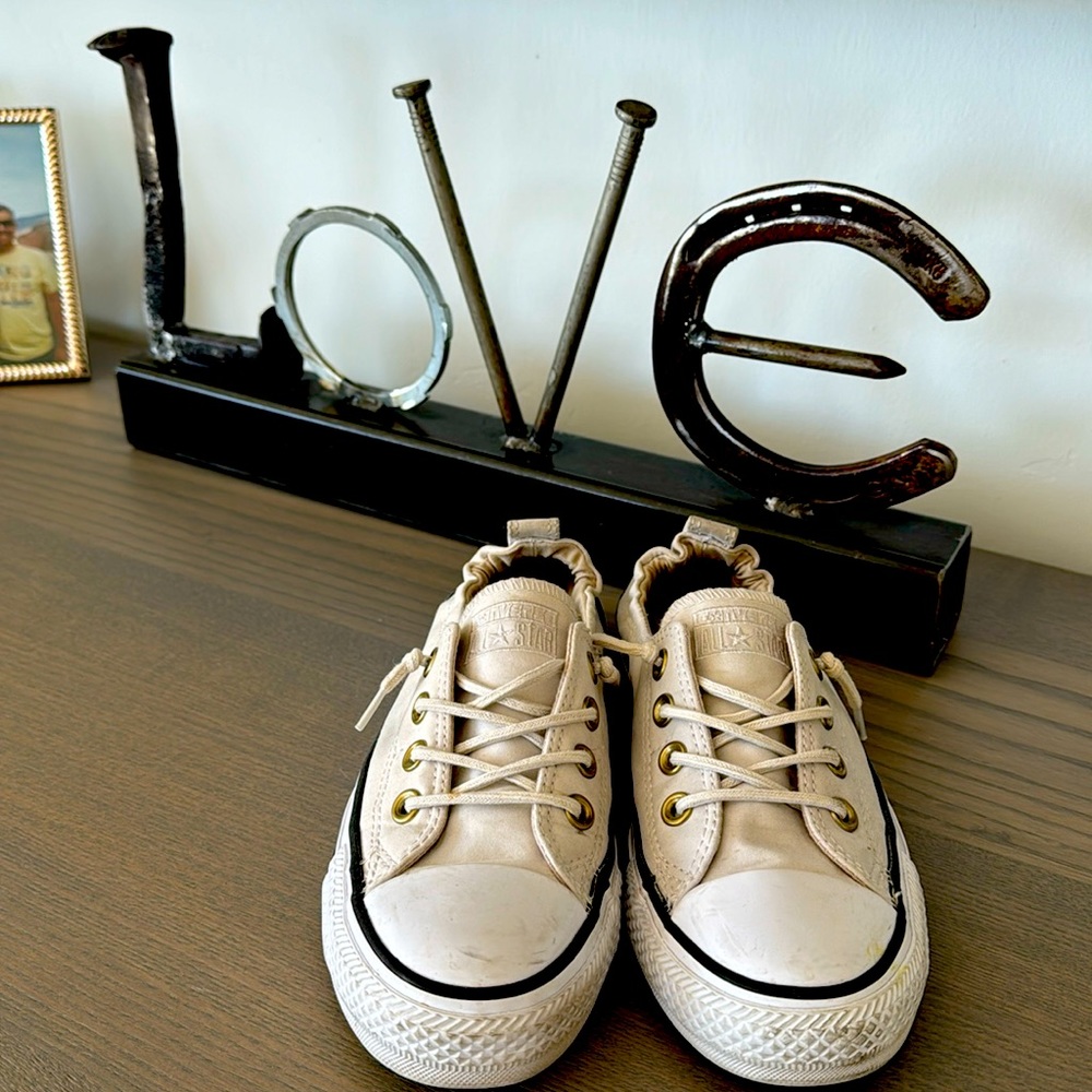 Converse low tops